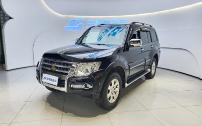 r1015264-mitsubishi-pajero-2018_0
