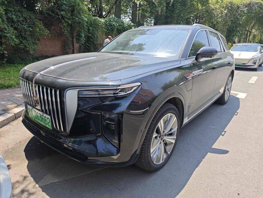 r1015287-hongqi-e-hs9-2023_0
