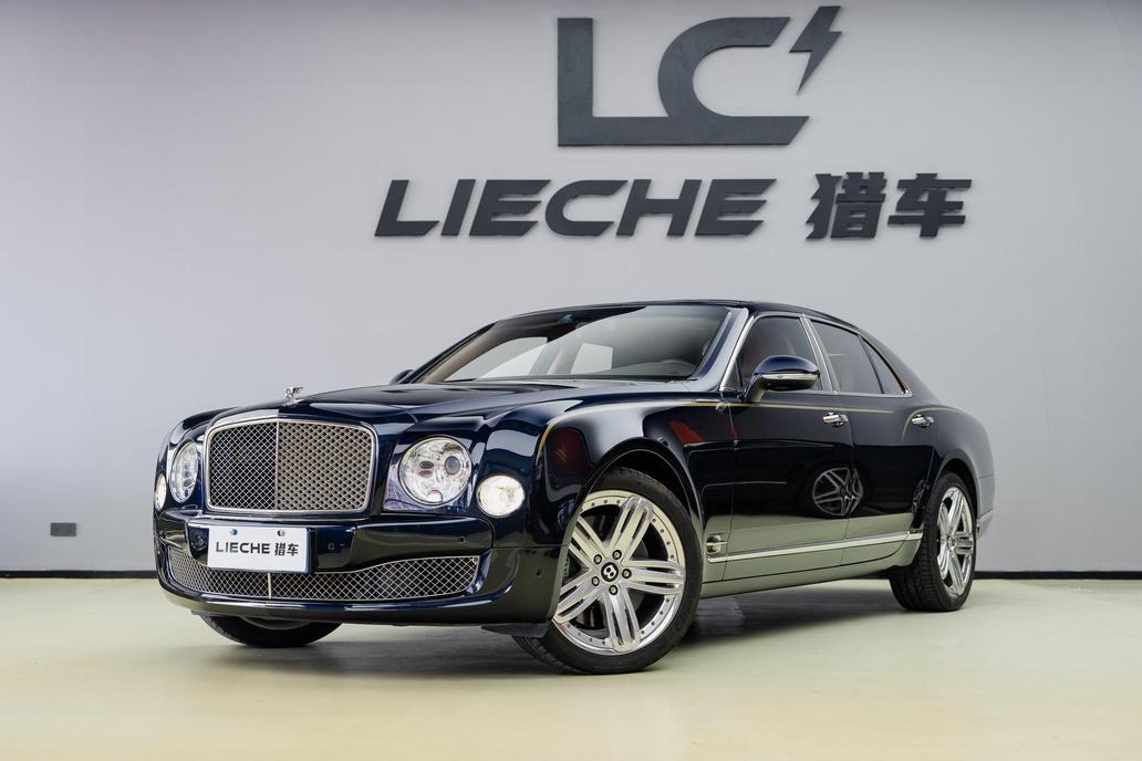r1015345-bentley-mulsanne-2017_0