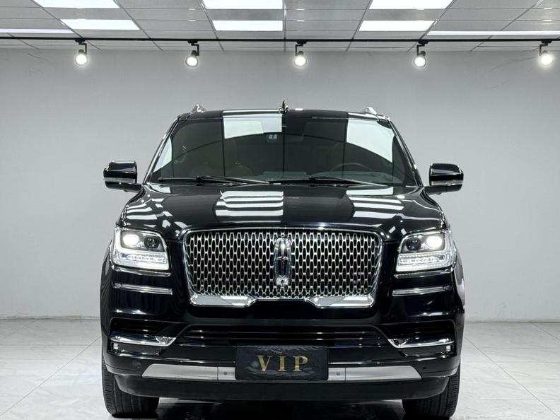r1015350-lincoln-navigator-2021_0