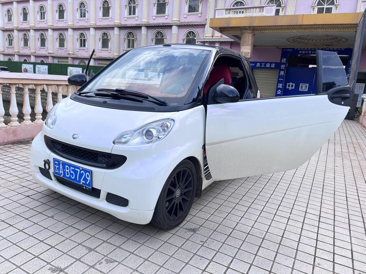 r1015358-smart-fortwo-2012_0