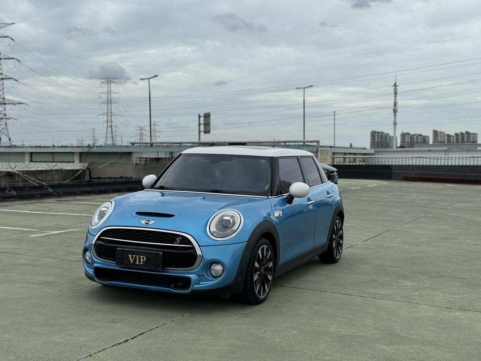 r1015370-mini-2015_0
