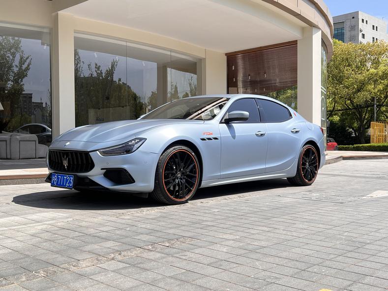 r1015442-maserati-ghibli-2023_0