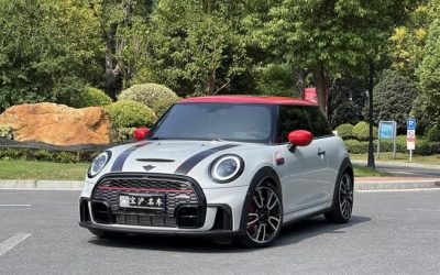 r1015515-mini-jcw-2022_0