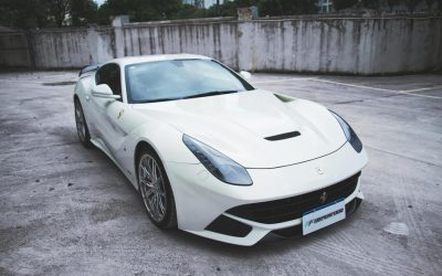r1015573-ferrari-f12berlinetta-2013_0