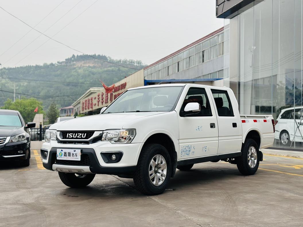 r1015694-isuzu-pickup-2018_0