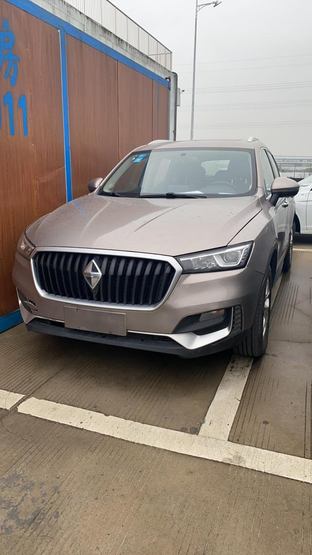 r1015750-borgward-bx5-2019_0