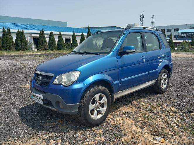 r1015785-zotye-5008-2011_0