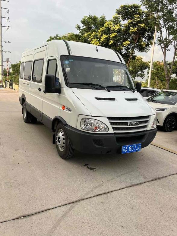 r1015818-iveco-power-daily-2017_0
