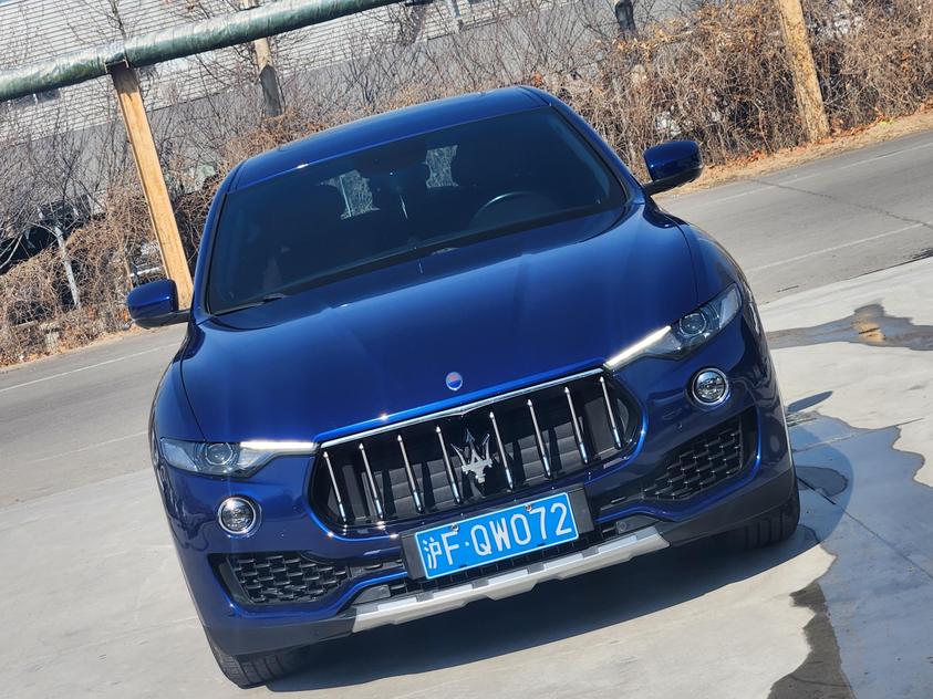 r1015837-maserati-levante-2018_0
