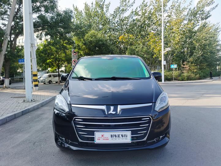 r1015860-luxgen-u7-mpv-2018_0