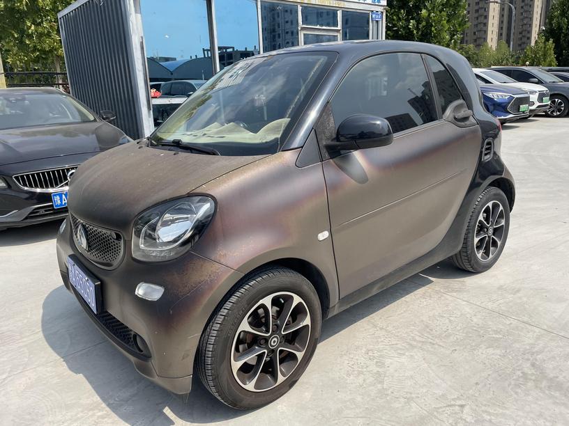 r1015912-smart-fortwo-2016_0