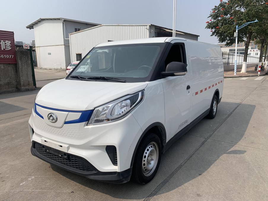 r1015918-saic-maxus-ev30-2021_0