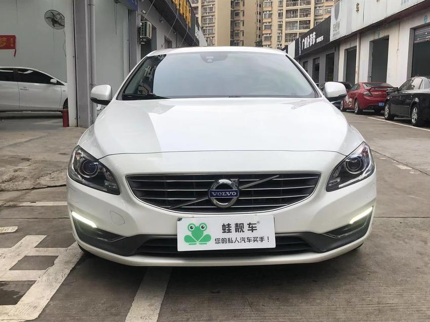 r1015928-volvo-s60-2017_0