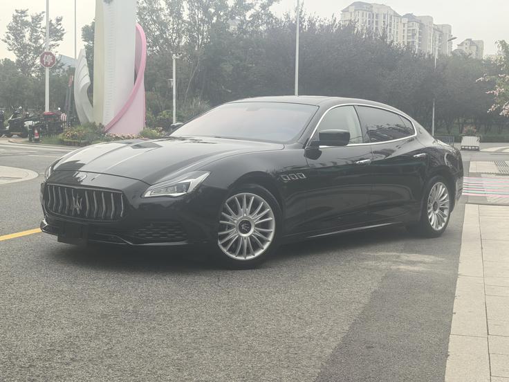 r1015958-maserati-quattroporte-2015_0