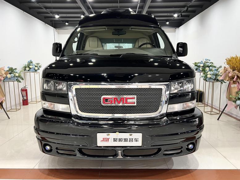 r1015981-gmc-savana-2014_0