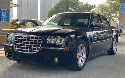r1015998-chrysler-300c-2005_0
