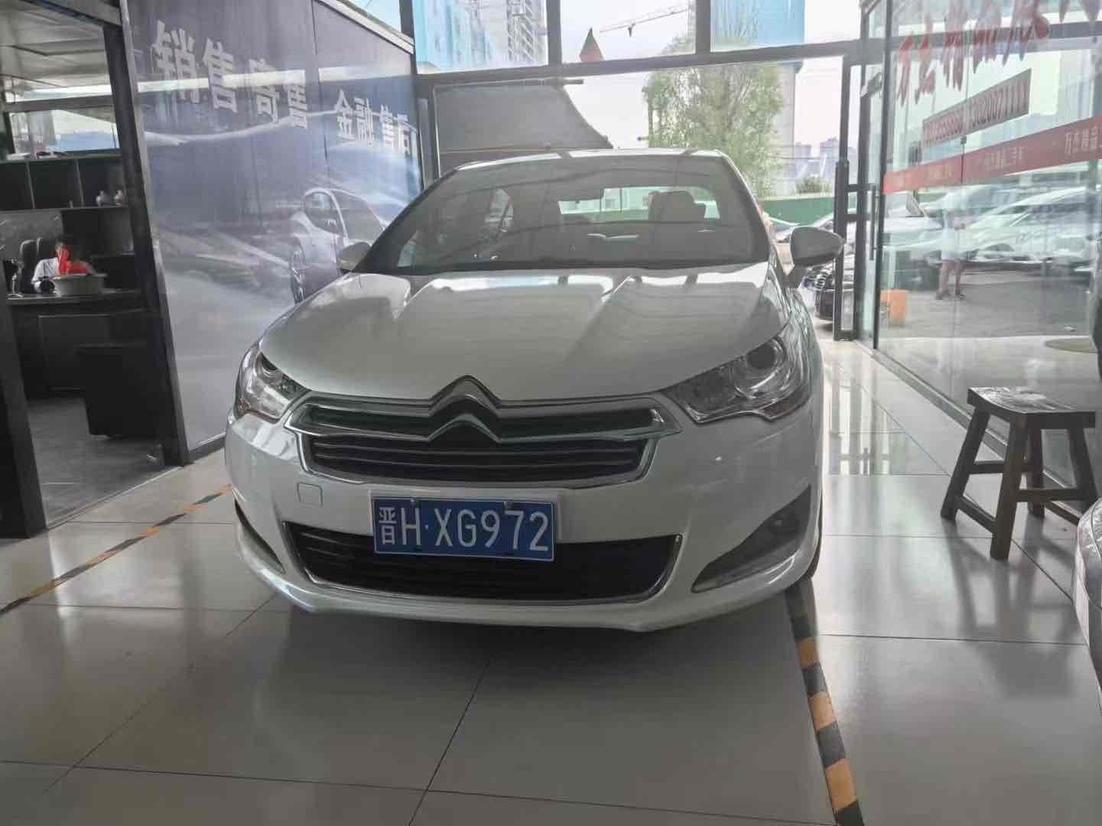 r1016017-citroen-c4l-2013_0