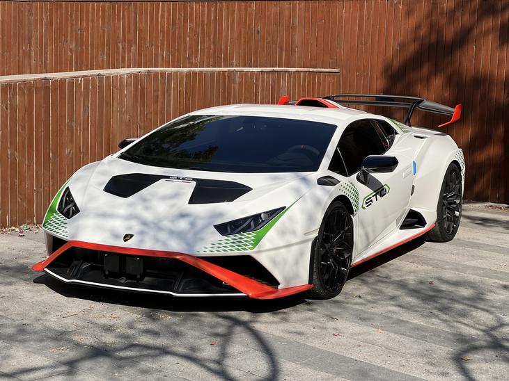 r1016089-lamborghini-huracan-2022_0