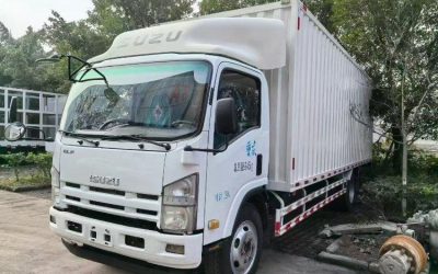 r209539-isuzu-700p-2019_1