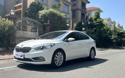 r218262-kia-k3-2015_0