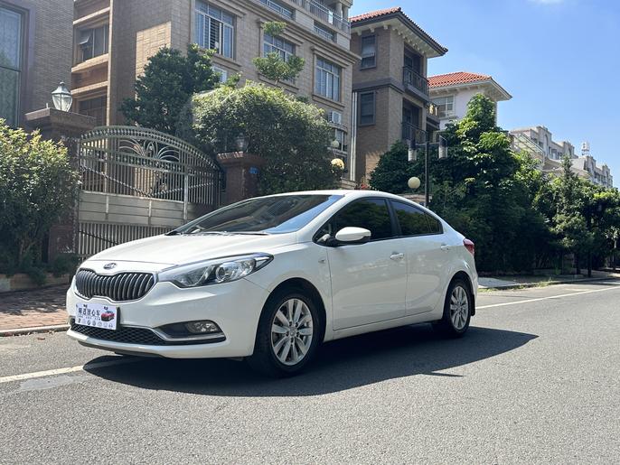 r218262-kia-k3-2015_0