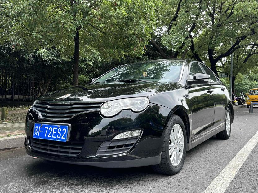 r218515-roewe-550-2012_0