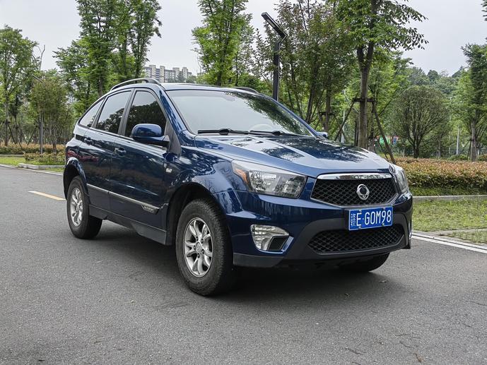 r220382-ssangyong-actyon-2016_0