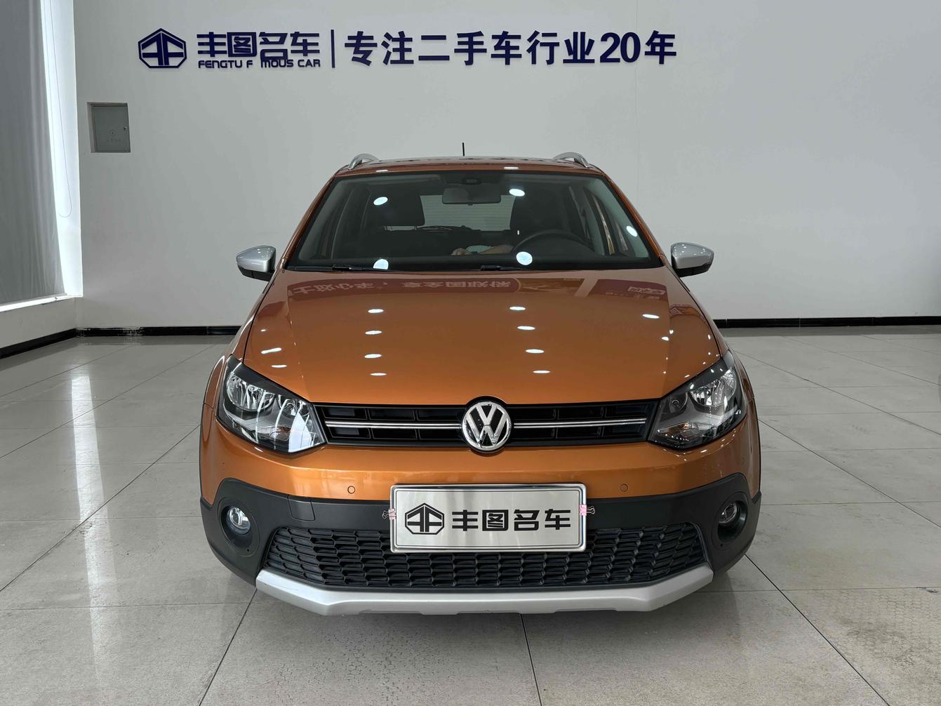 r1013292-volkswagen-polo-2016_0