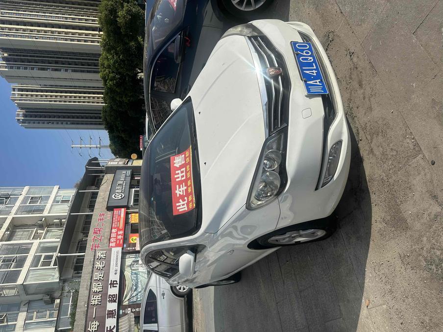 r1013530-roewe-350-2014_0