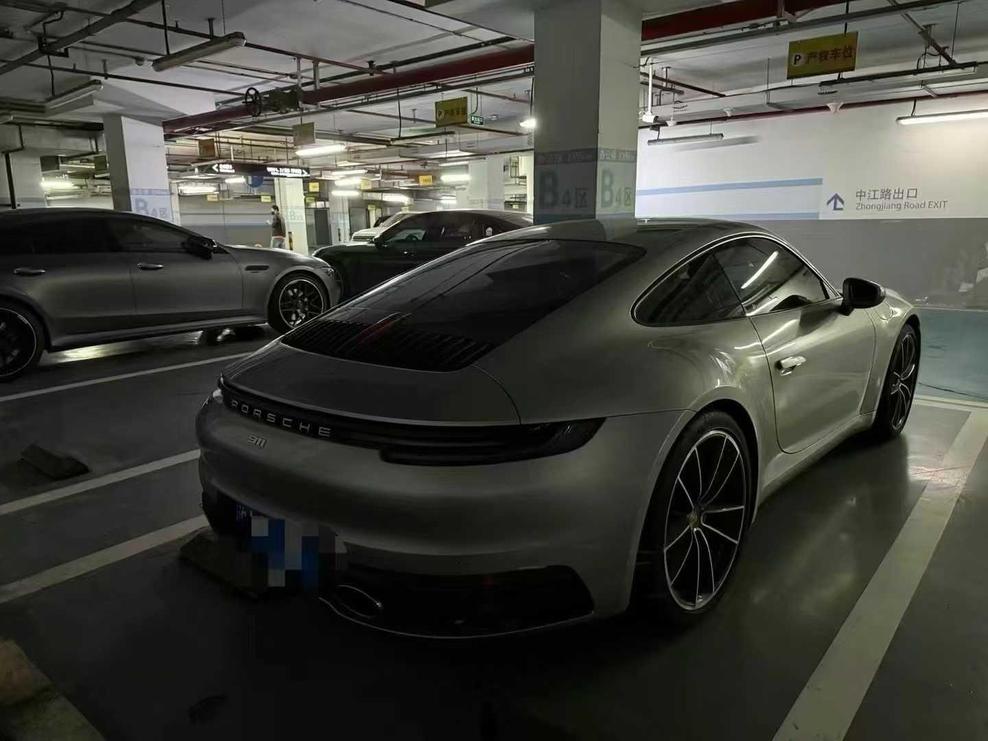 r1013829-porsche-911-2021_0