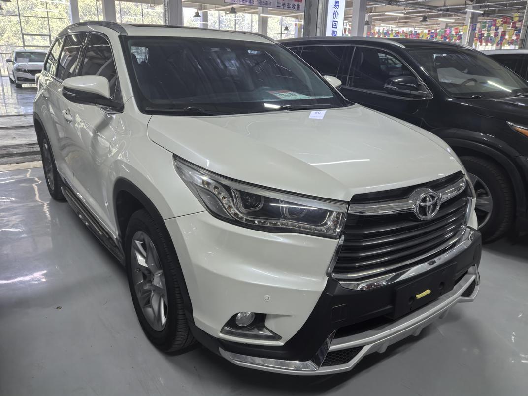 r1013831-toyota-highlander-2017_0