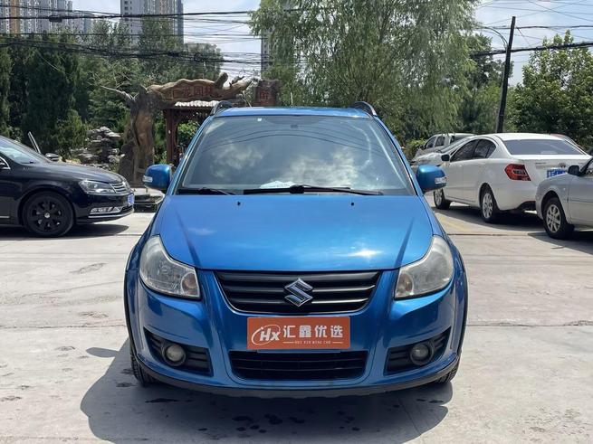 r1013914-suzuki-sx4-2011_0