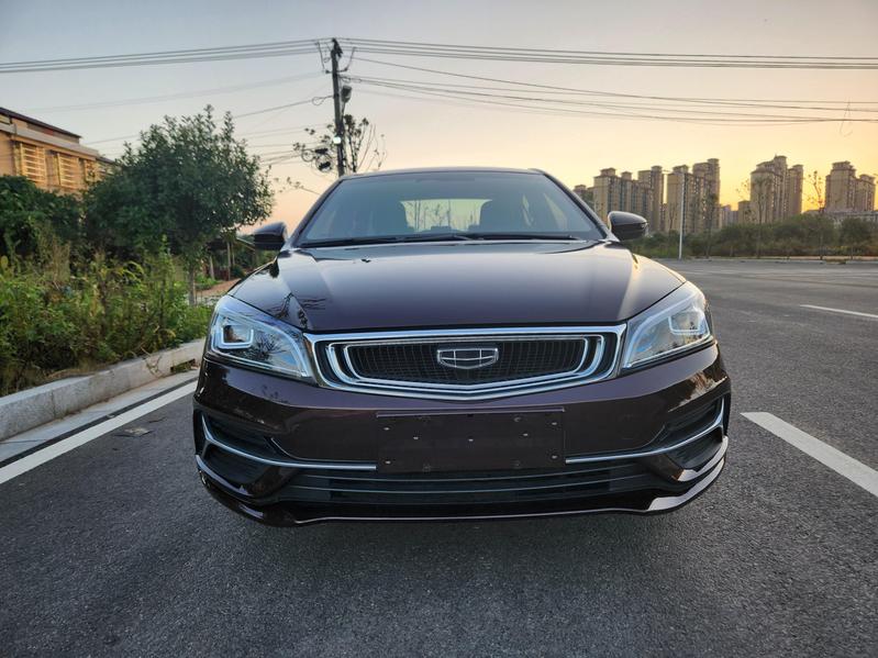 r1013953-geely-emgrand-2019_0