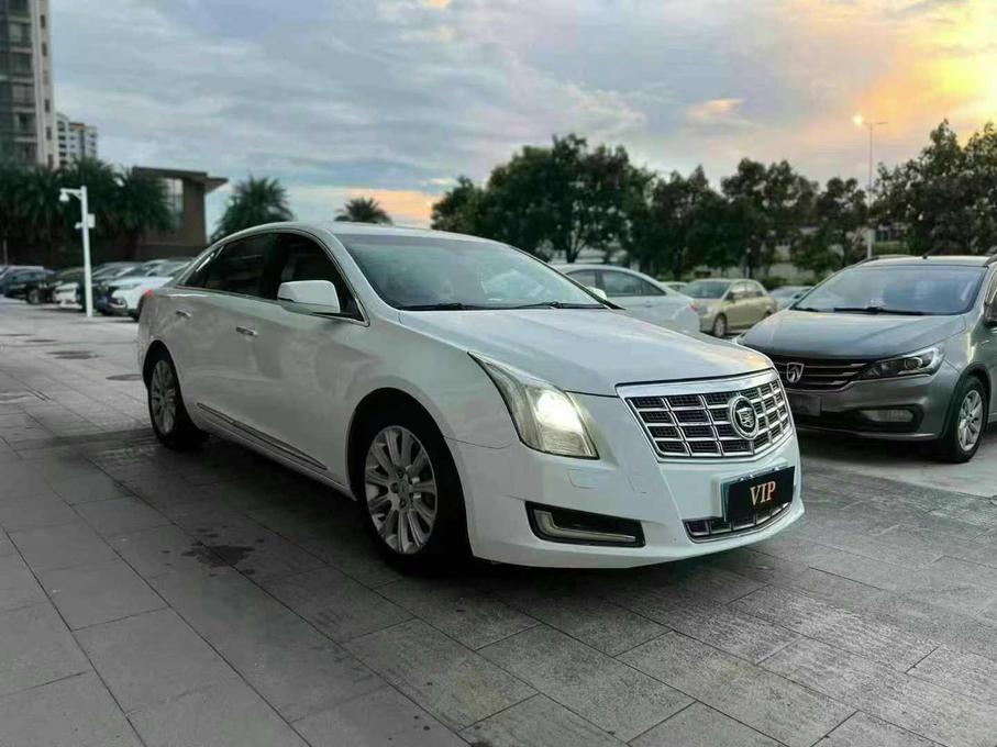 r1014304-cadillac-xts-2015_0
