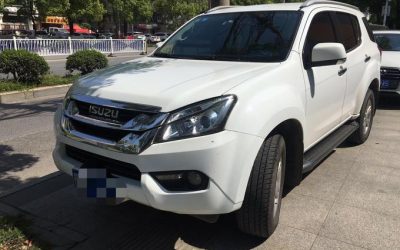 r1014328-isuzu-mu-x-2015_0