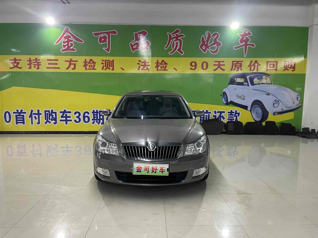 r1014361-skoda-octavia-2011_0