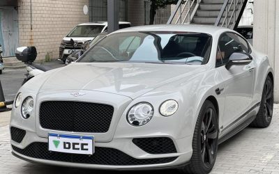 r1014486-bentley-continental-2017_0