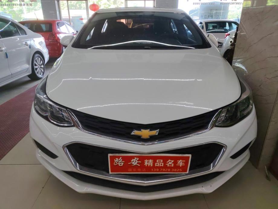 r1014669-chevrolet-cruze-2018_0