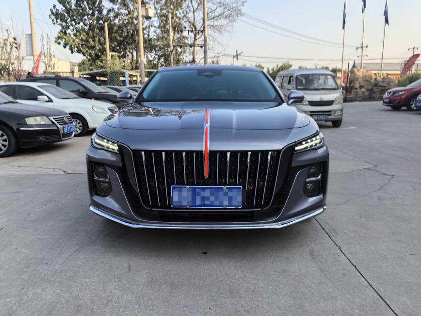 r1014709-hongqi-h5-2023_0
