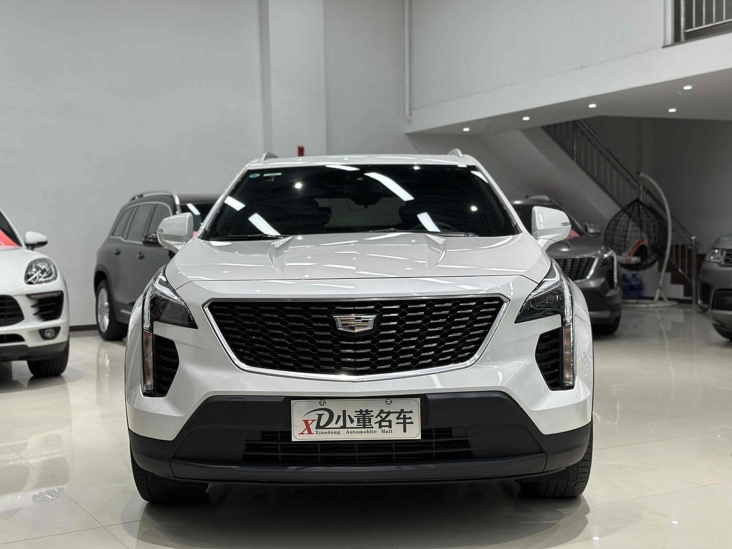r1014745-cadillac-xt4-2020_0
