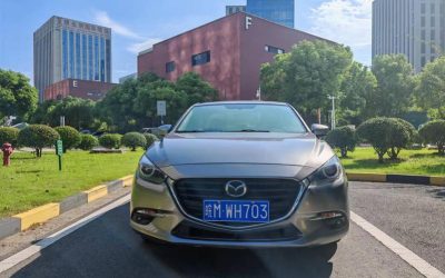 r1014772-mazda3-axela-2018_0