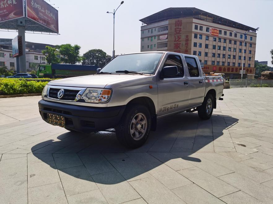 r1015343-dongfeng-pickup-2015_0