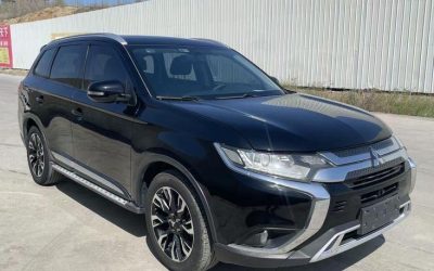 r1015454-mitsubishi-outlander-2019_0