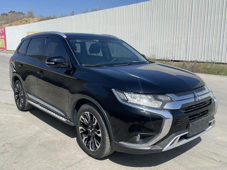 r1015454-mitsubishi-outlander-2019_0