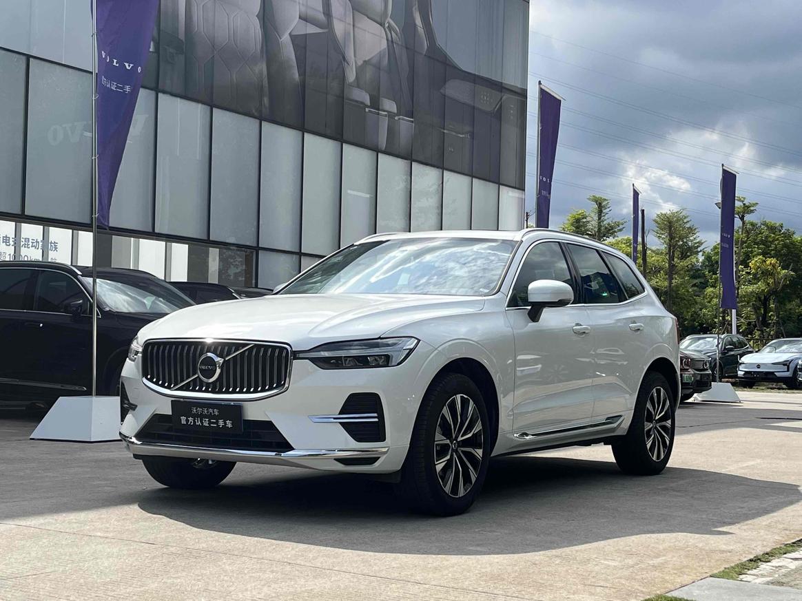 r1015472-volvo-xc60-2023_0