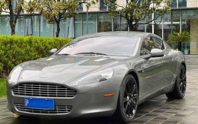 r1016083-aston-martin-rapide-2011_0