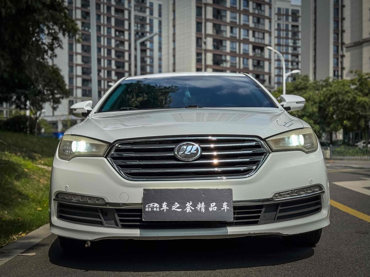 r1016087-lifan-820-2017_0