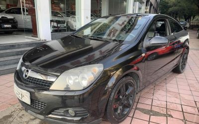 r1016122-opel-astra-2010_0