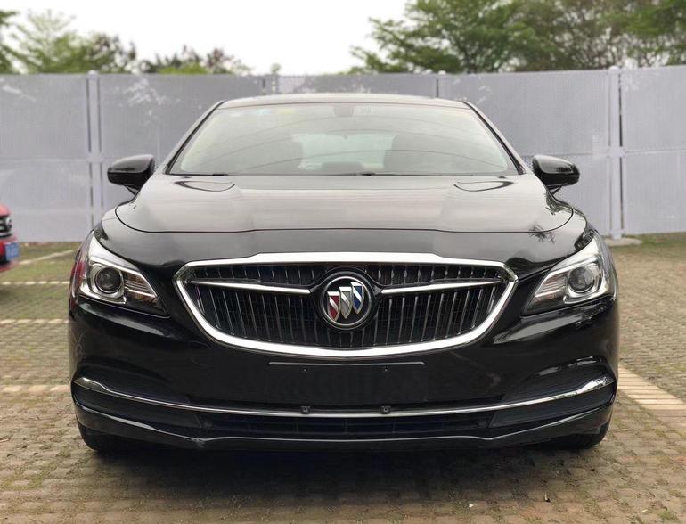 r1016200-buick-lacrosse-2017_0